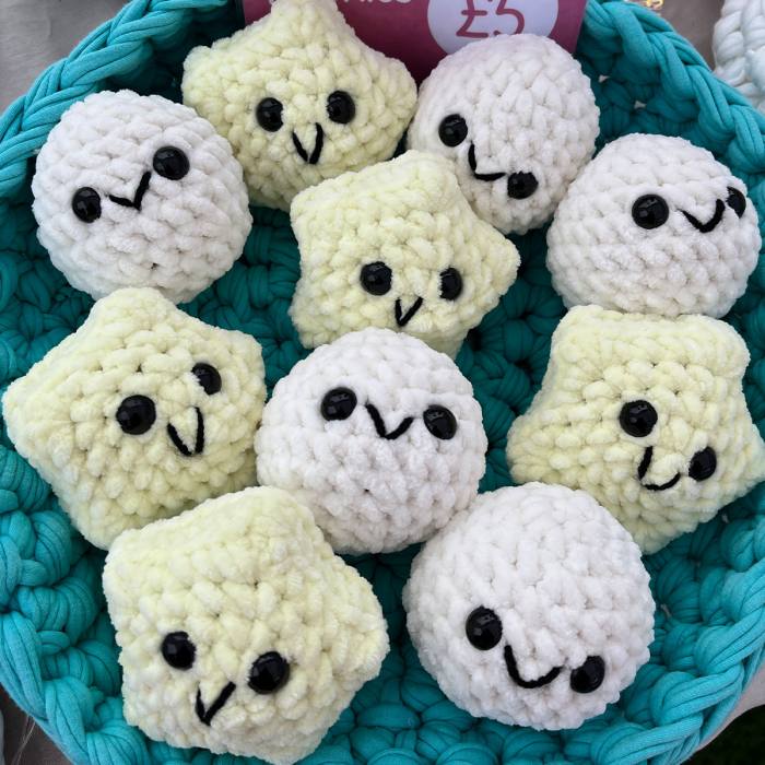 Snowball Plushie - Image 2