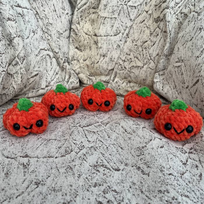 Pumpkin Plushies - Image 2