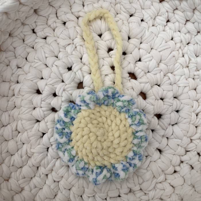 Flower Pouch - Image 5