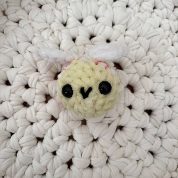 Bee Plushie - Image 8