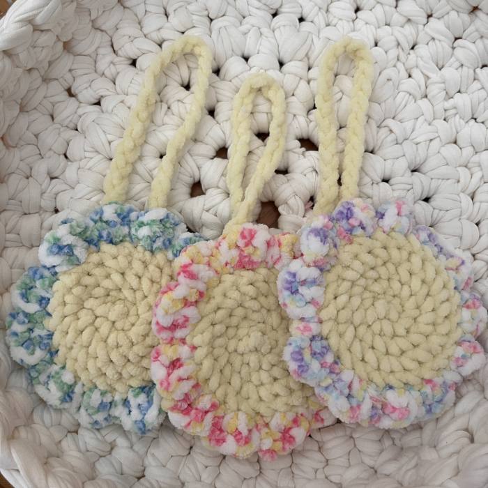 Flower Pouch