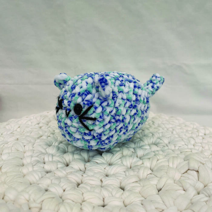 Speckled Blue Loaf Cat - Image 3