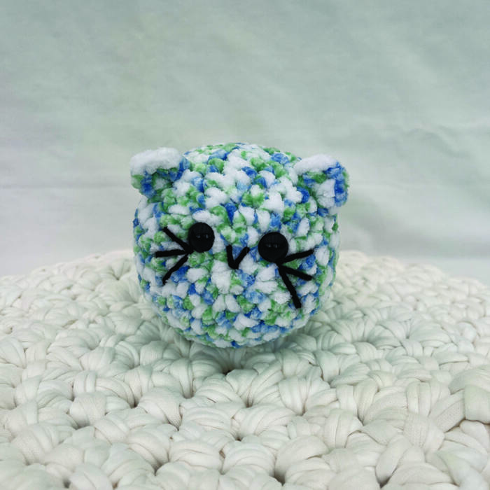Green and Blue Loaf Cat